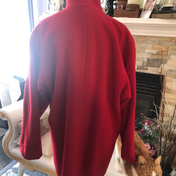 Vintage unique Find Quality Red Wool Blend Coat - Picture 3 of 6